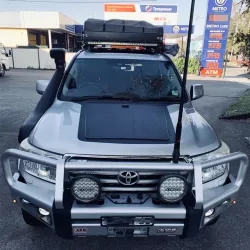 Toyota Land Cruiser 200 Series (2008-2015) Lensun 100W Hood/Bonnet Solar Panel Complete Kit